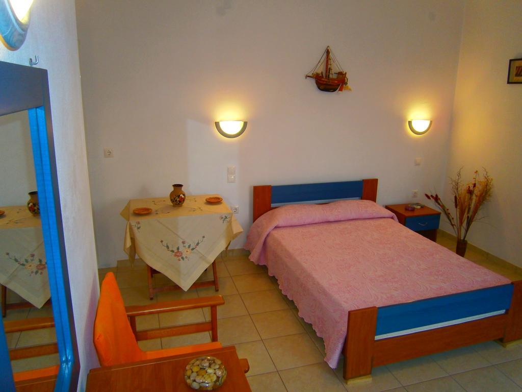 Iremia Rooms Адамас Экстерьер фото